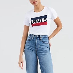 Levi's Perfect Graphic White with Logo Cotton Tee Shirt